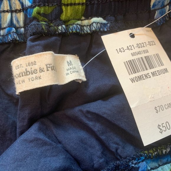 Women's floral skirt with ruffle - Picture 2 of 4